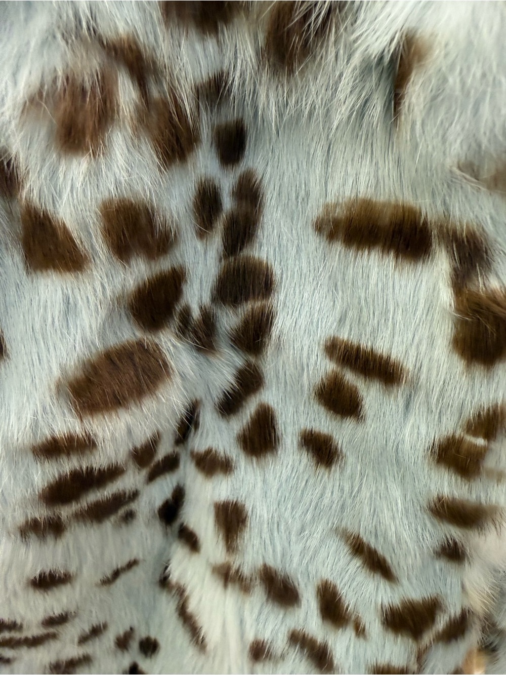 Y2K MAJOR STATEMENT REVUE SEAFOAM & CHOCOLATE BROWN SPOT CROP RABBIT FUR - Picture 6 of 13